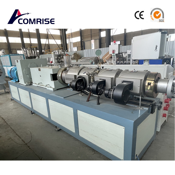 50-250mm PVC boru istehsal xətti tamamlanmağa hazırlaşır